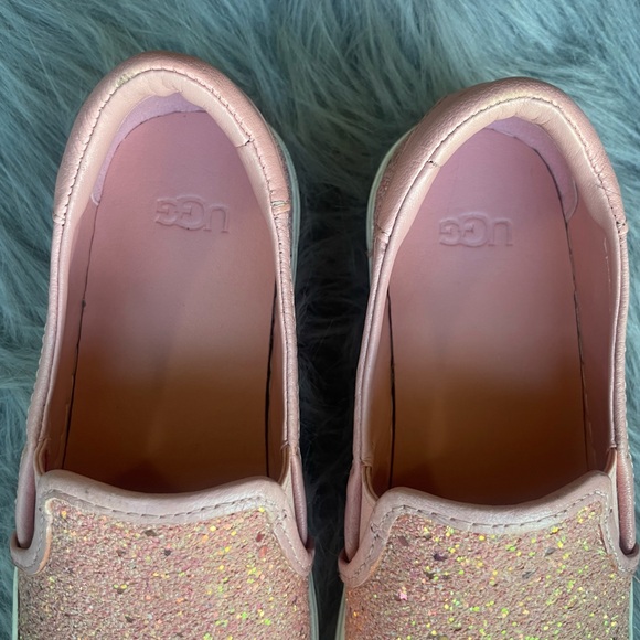 Pink glitter Ugg slip ons - Picture 2 of 7